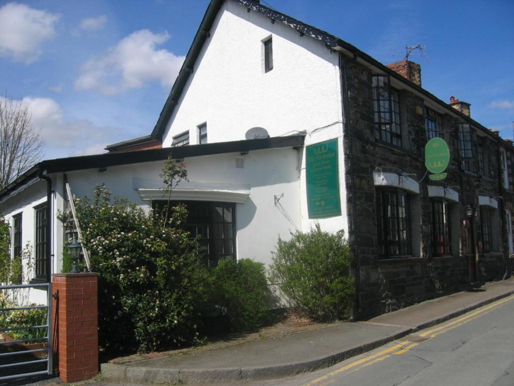 The Horseshoe Guesthouse Rhayader Exterior foto