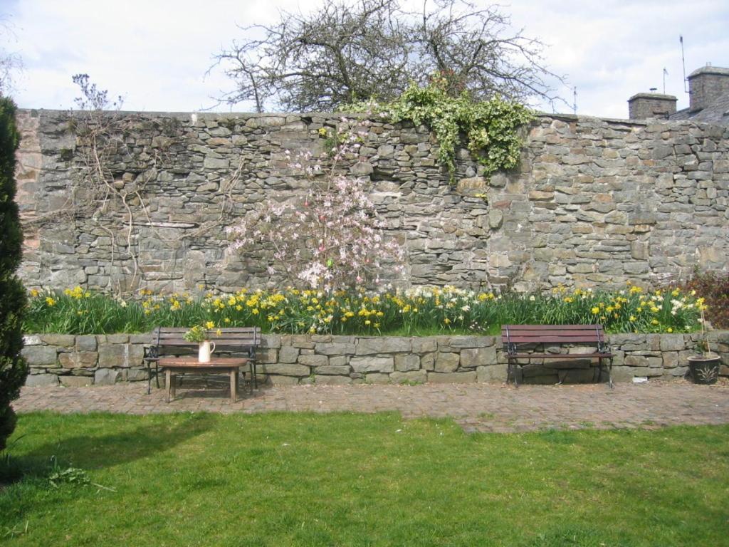 The Horseshoe Guesthouse Rhayader Exterior foto